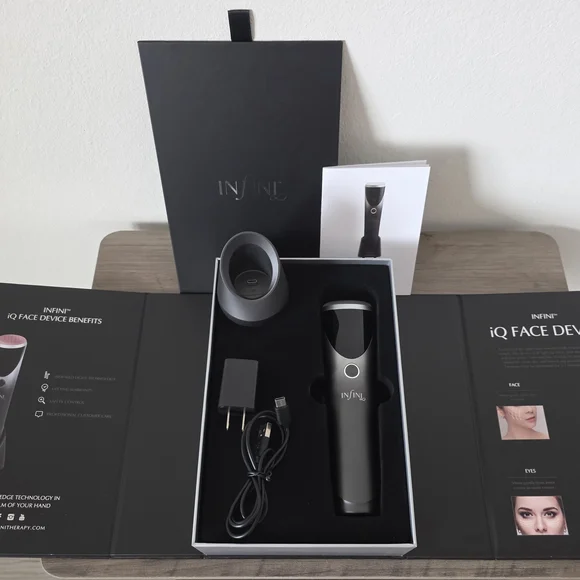 Infini IQ Thermal Therapy Face & Body Device - Picture 2 of 4